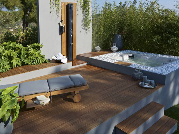 sol-et-style-projet-categorie-espaces-exterieurs-parcs-jardins-bain-bulle-transat-terrasse